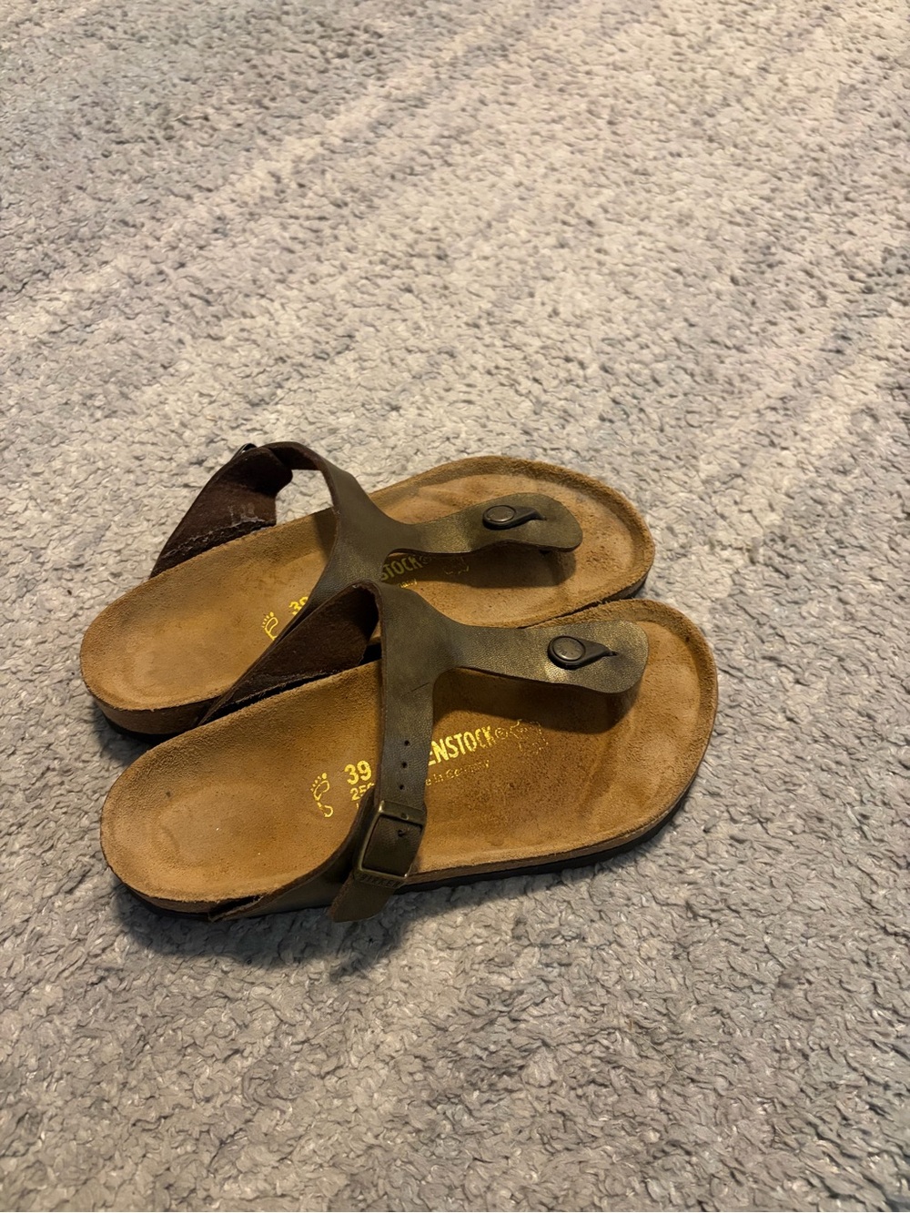 Birkenstock Gizeh Metallic Bronze Sandals Women EU 39 US 8 8.5 Regular Cork Thon